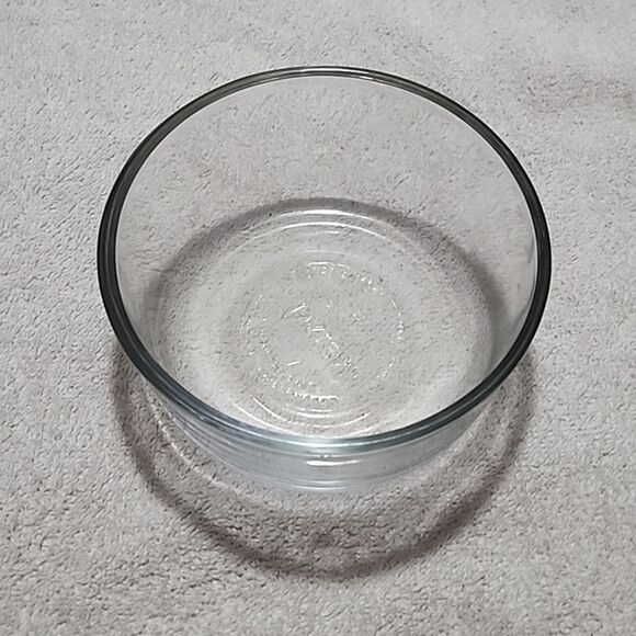 Pyrex Other - Pyrex Small Clear Glass Bowl